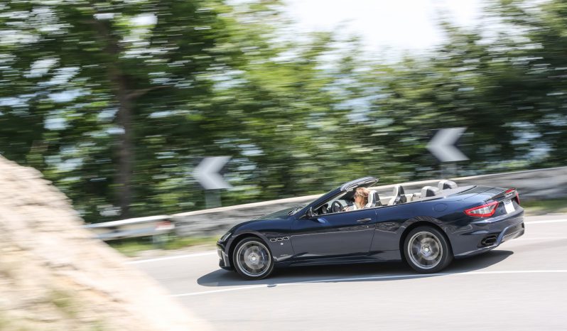 2017 Maserati Grancabrio Sport MC- 4.7 V8 full
