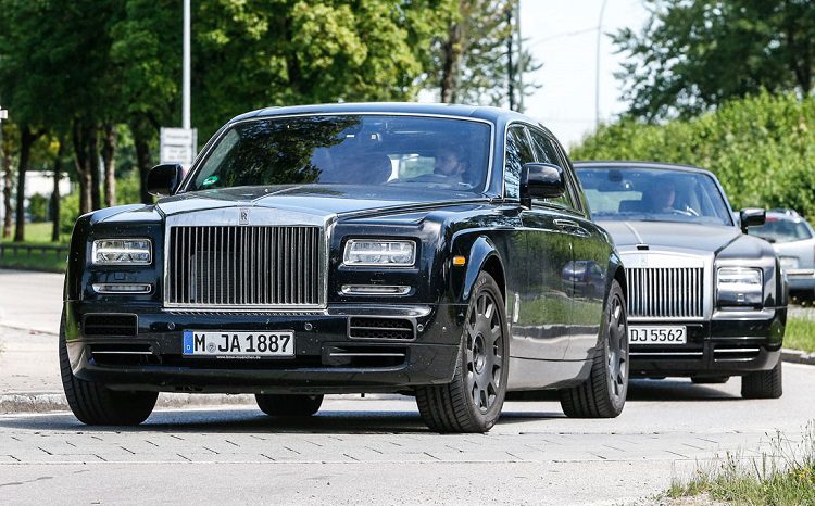 2017 Rolls Royce Phantom – 6.8 V12 full