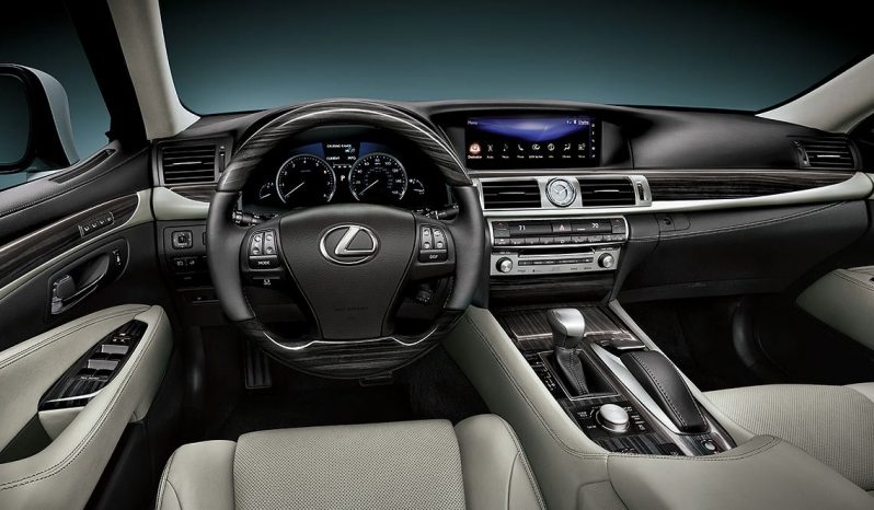 2015 Lexus LS 570- 5.0H V8 full