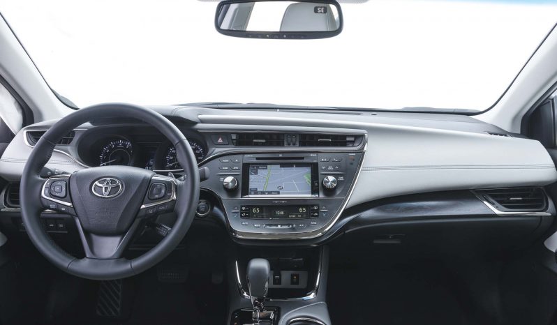 2017 Toyota Avalon SE Plus- 3.5 V6 full