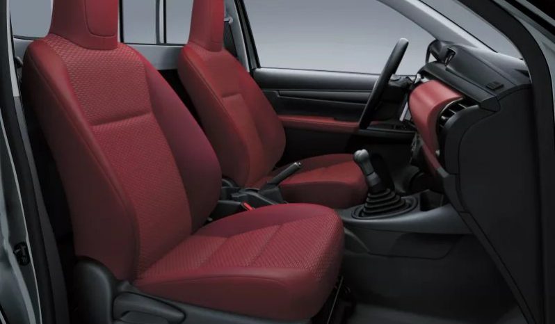 2015 Toyota Hilux – 2.0 full