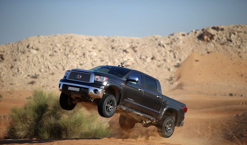 2017 Toyota Tundra – 5.7 V8 full