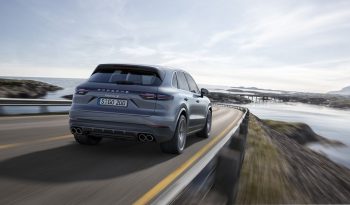 2017 Porsche Cayenne Turbo- 4.8 TC full
