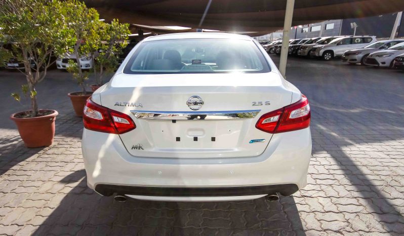 2017 Nissan Altima – 14,824 km full