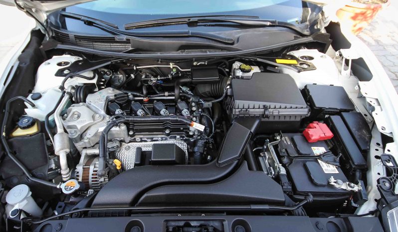 2017 Nissan Altima – 14,824 km full